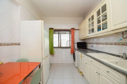 Apartamento T2 para Venda em Cacém e São Marcos