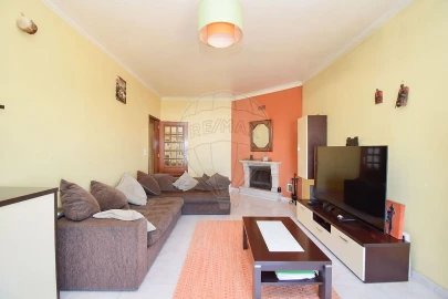 Apartamento T2 para Venda em Cacém e São Marcos