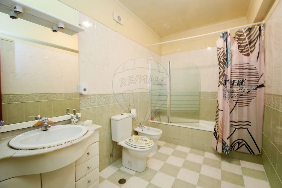 Apartamento T2 para Venda em Cacém e São Marcos Foto 10