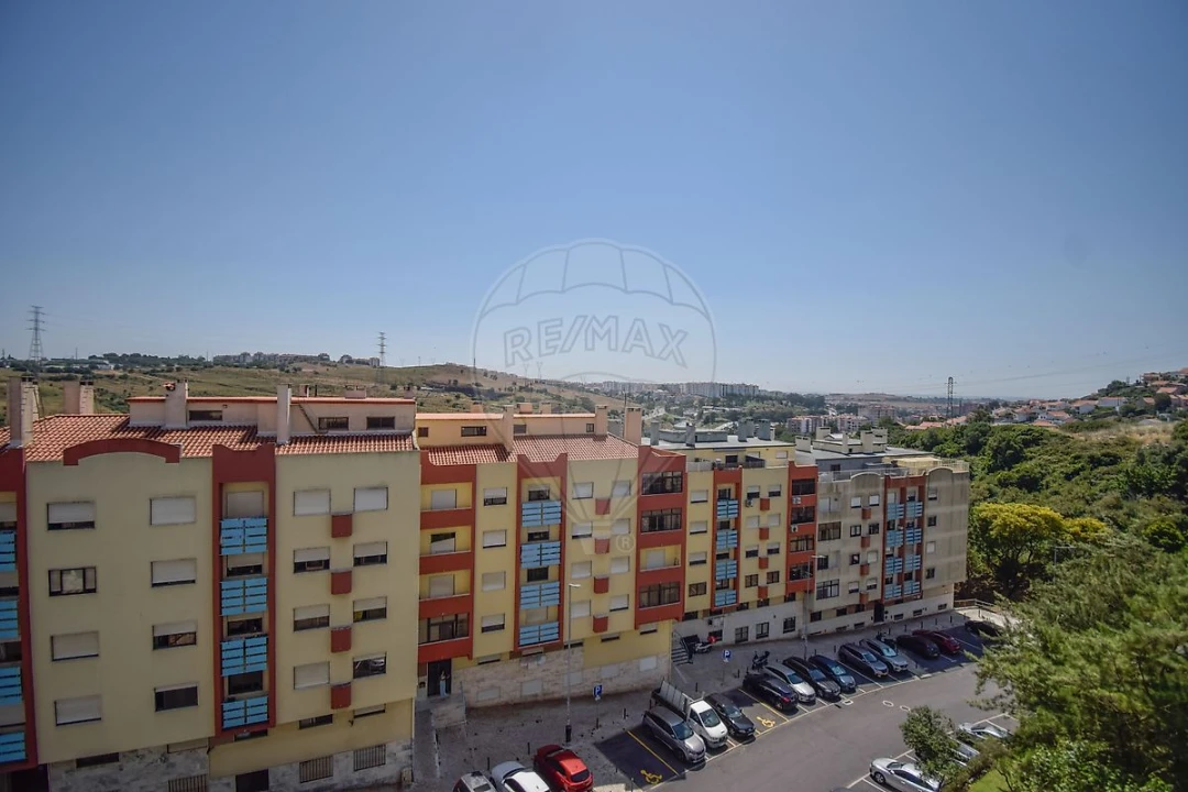 Apartamento T2 para Venda em Cacém e São Marcos Foto 9