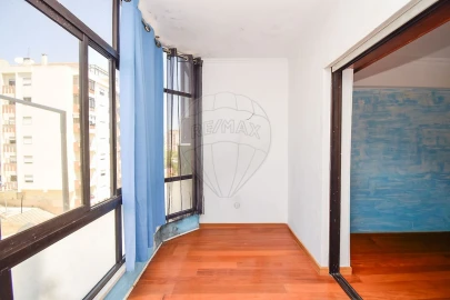 Apartamento T2 para Venda em Cacém e São Marcos