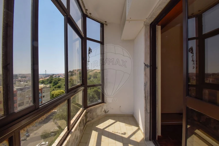 Apartamento T2 para Venda em Cacém e São Marcos Foto 8