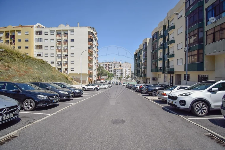Apartamento T2 para Venda em Cacém e São Marcos Foto 5