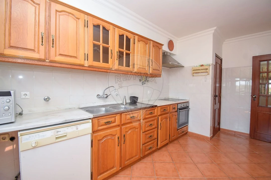 Apartamento T2 para Venda em Cacém e São Marcos Foto 4