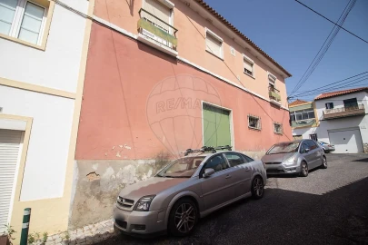 Armazém para Venda em Carregado e Cadafais