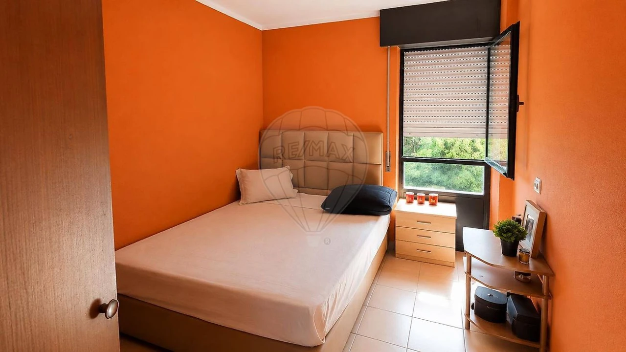 Apartamento T2 para Venda em Massamá e Monte Abraão Foto 10