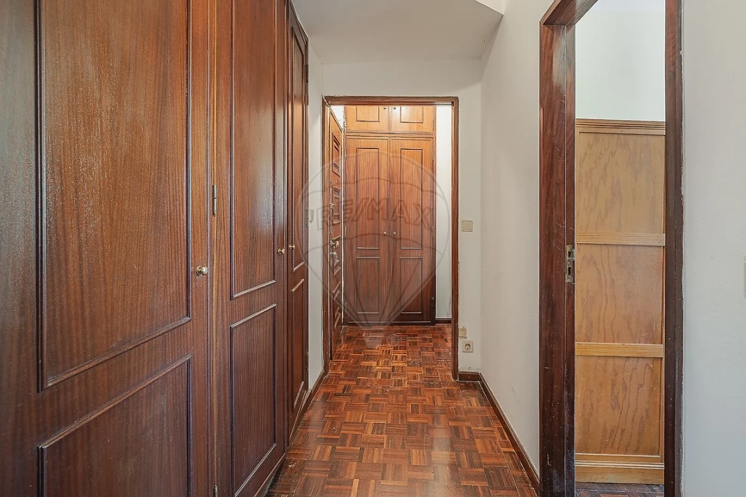 Apartamento T2 para Venda em Bonfim Foto 6