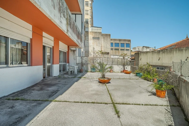 Apartamento T2 para Venda em Bonfim Foto 10