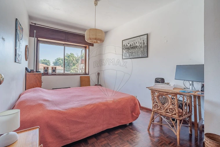 Apartamento T2 para Venda em Bonfim Foto 9