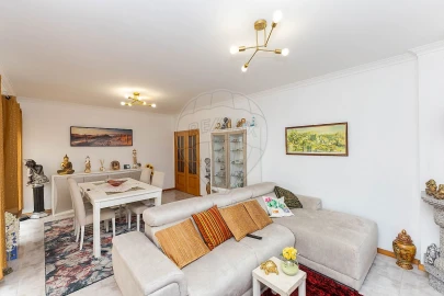 Apartamento T2 para Venda em Canelas
