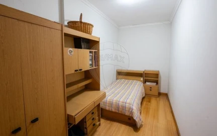 Apartamento T2 para Venda em Canelas