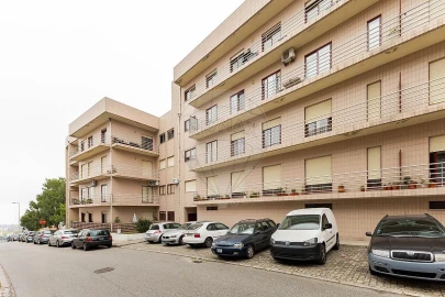 Apartamento T2 para Venda em Canelas