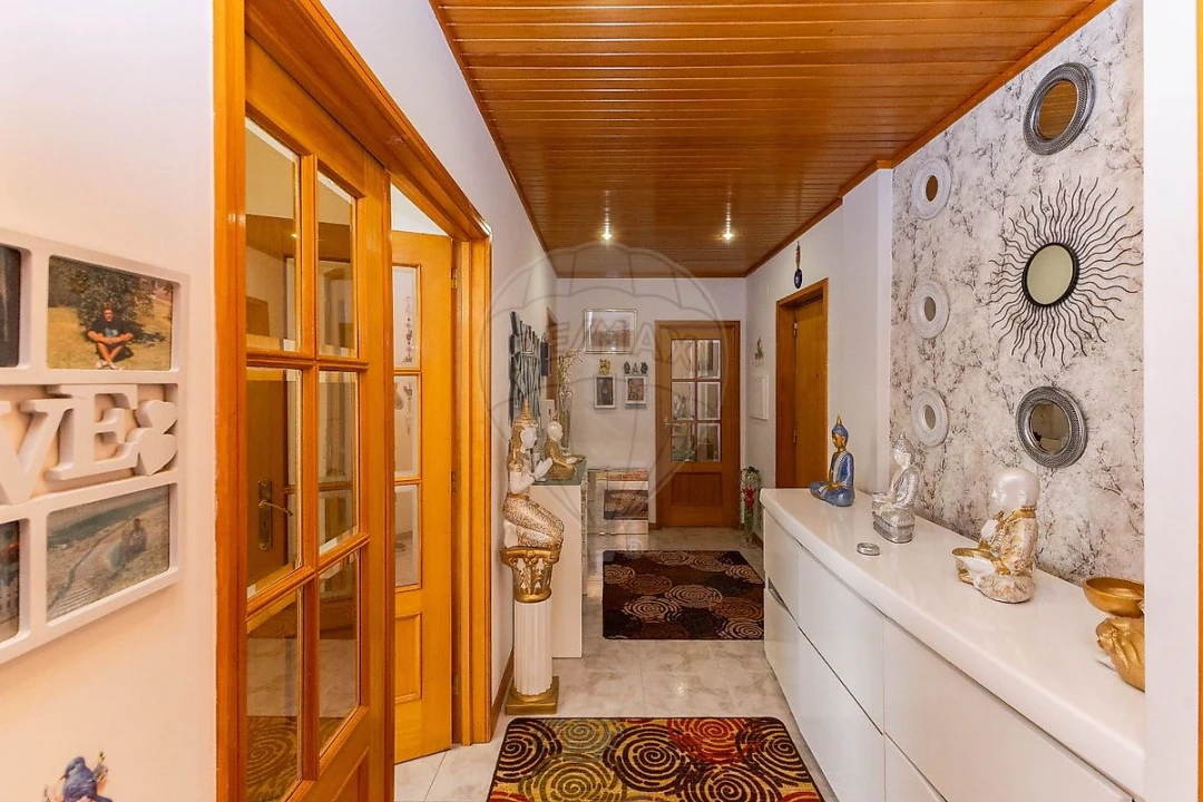 Apartamento T2 para Venda em Canelas Foto 6