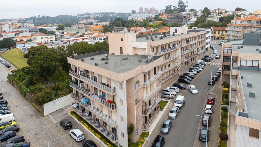 Apartamento T2 para Venda em Canelas Foto 5