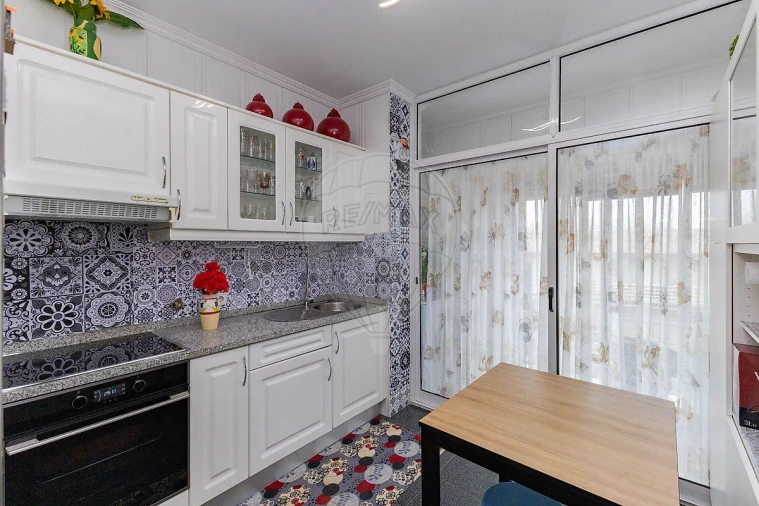Apartamento T2 para Venda em Canelas Foto 13