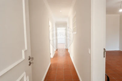 Apartamento T3 para Venda em Mindelo