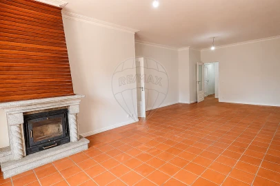 Apartamento T3 para Venda em Mindelo