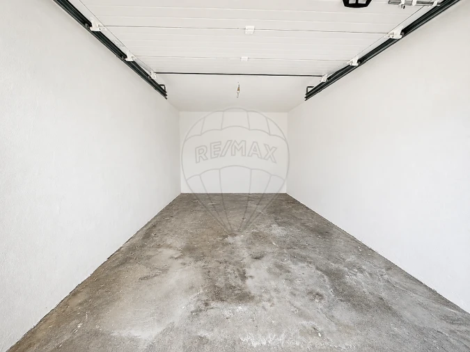 Apartamento T3 para Venda em Mindelo Foto 14