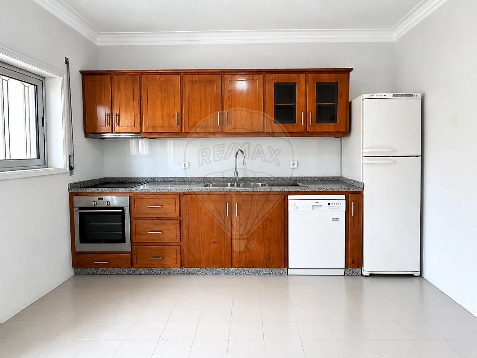 Apartamento T3 para Venda em Mindelo Foto 26