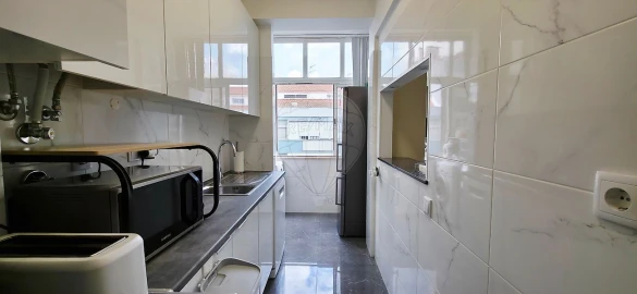 Apartamento T1 para Venda em Águas Livres
