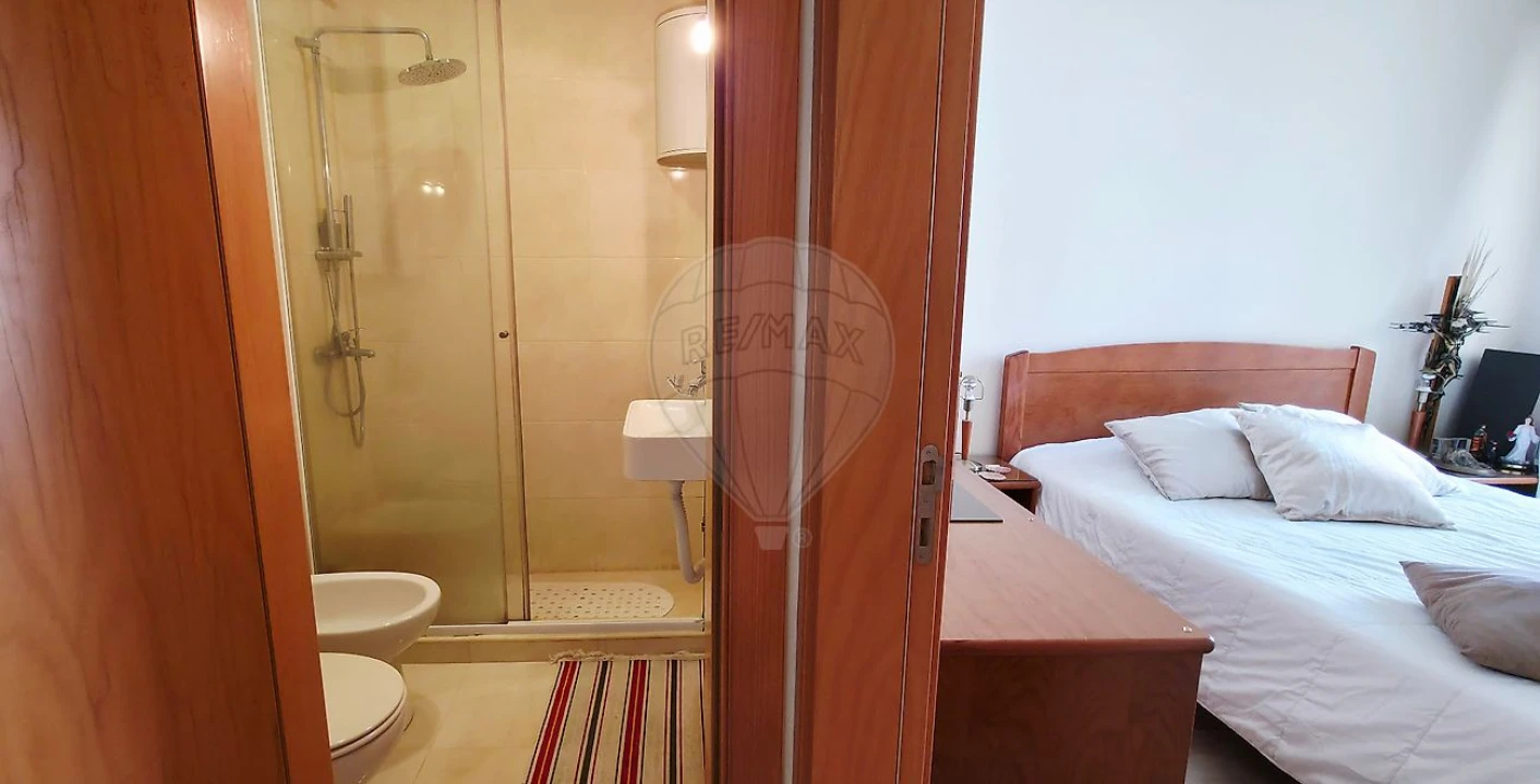 Apartamento T1 para Venda em Águas Livres Foto 14
