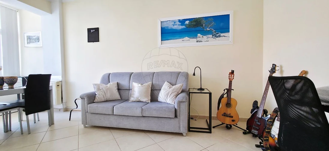 Apartamento T1 para Venda em Águas Livres Foto 4