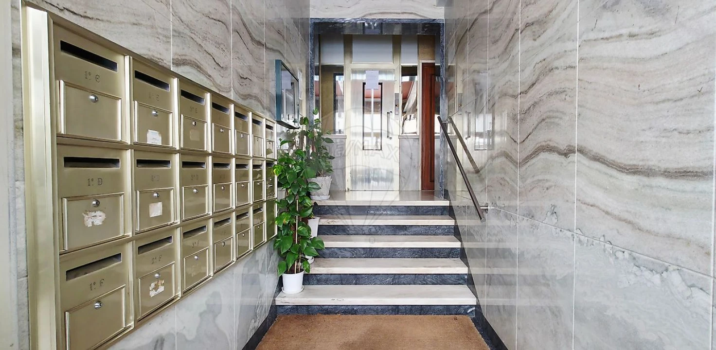 Apartamento T1 para Venda em Águas Livres Foto 17