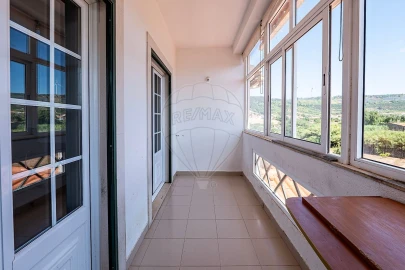 Moradia T3 para Venda em Alguber