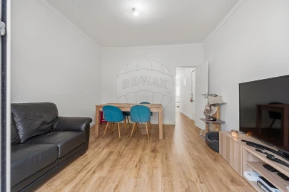 Apartamento T1 para Venda em Baixa da Banheira e Vale da Amoreira