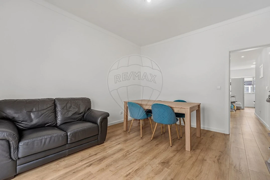 Apartamento T1 para Venda em Baixa da Banheira e Vale da Amoreira Foto 3