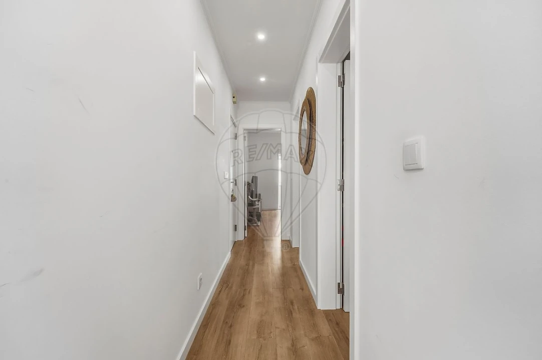 Apartamento T1 para Venda em Baixa da Banheira e Vale da Amoreira Foto 10