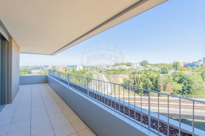 Apartamento T4 para Venda em Cidade da Maia