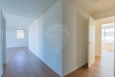 Apartamento T4 para Venda em Cidade da Maia
