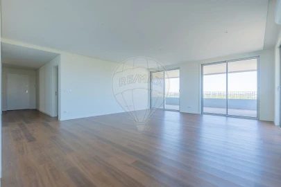 Apartamento T4 para Venda em Cidade da Maia