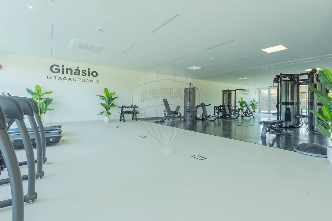 Apartamento T4 para Venda em Cidade da Maia Foto 4