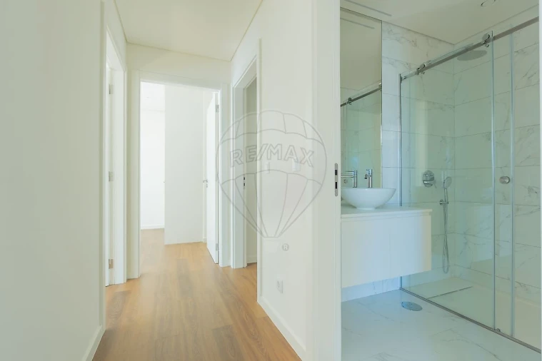 Apartamento T4 para Venda em Cidade da Maia Foto 29