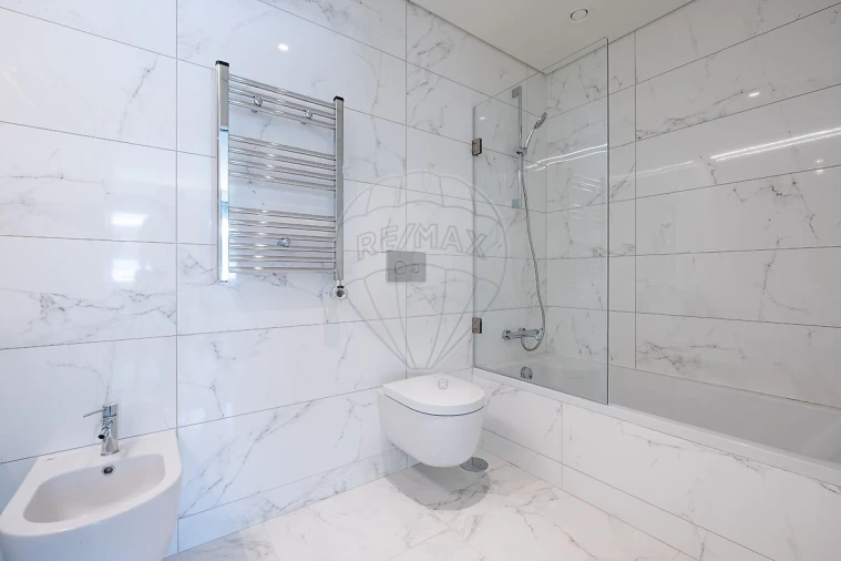 Apartamento T4 para Venda em Cidade da Maia Foto 5