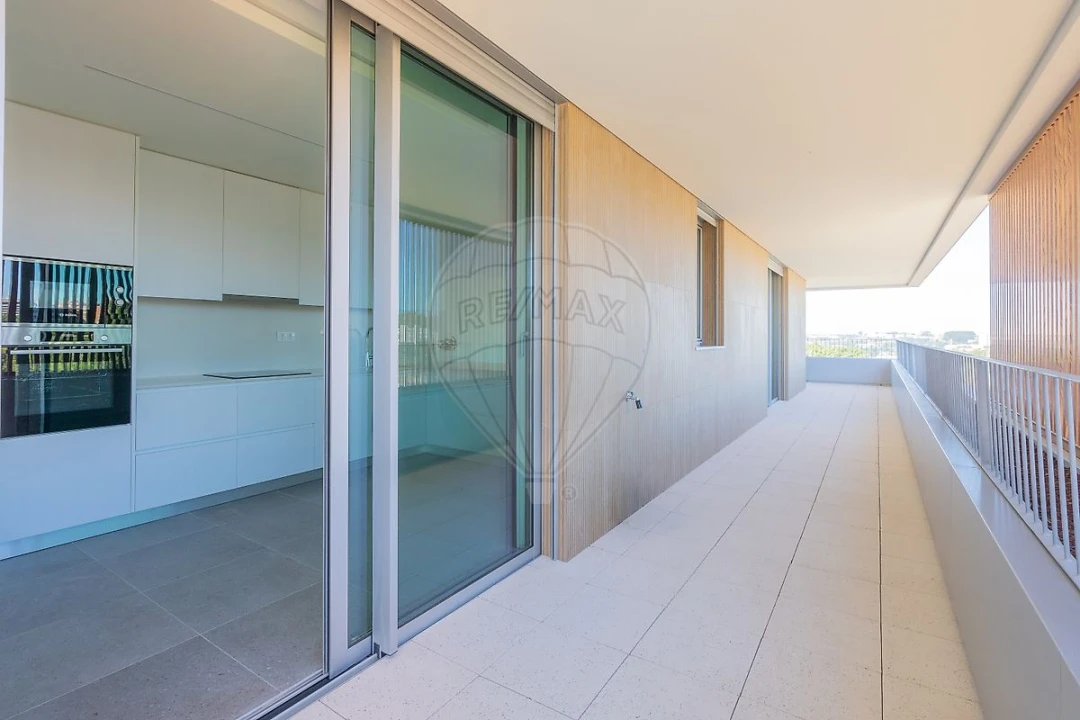 Apartamento T4 para Venda em Cidade da Maia Foto 19
