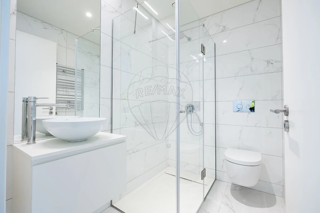Apartamento T4 para Venda em Cidade da Maia Foto 4