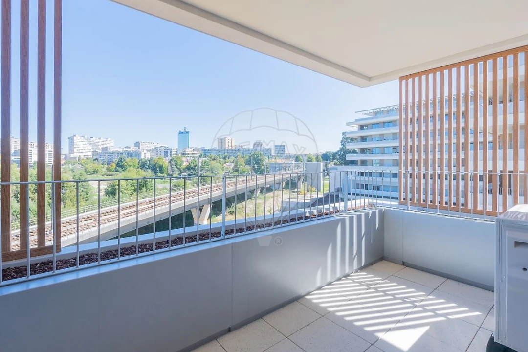 Apartamento T4 para Venda em Cidade da Maia Foto 20
