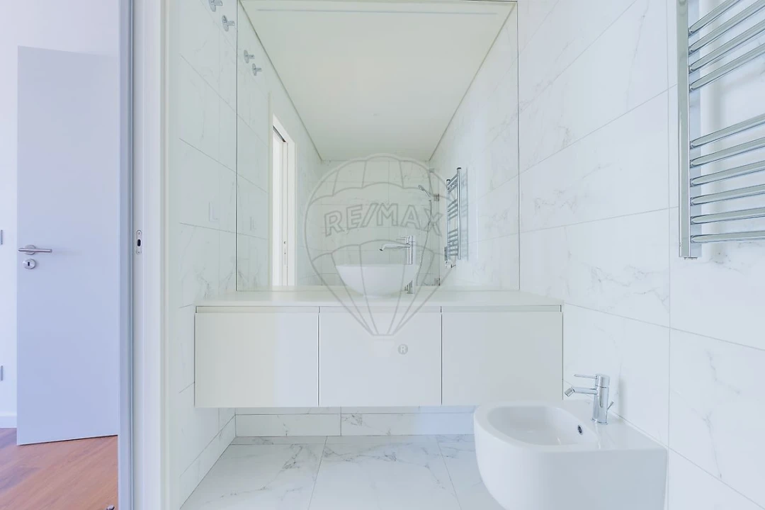 Apartamento T4 para Venda em Cidade da Maia Foto 33