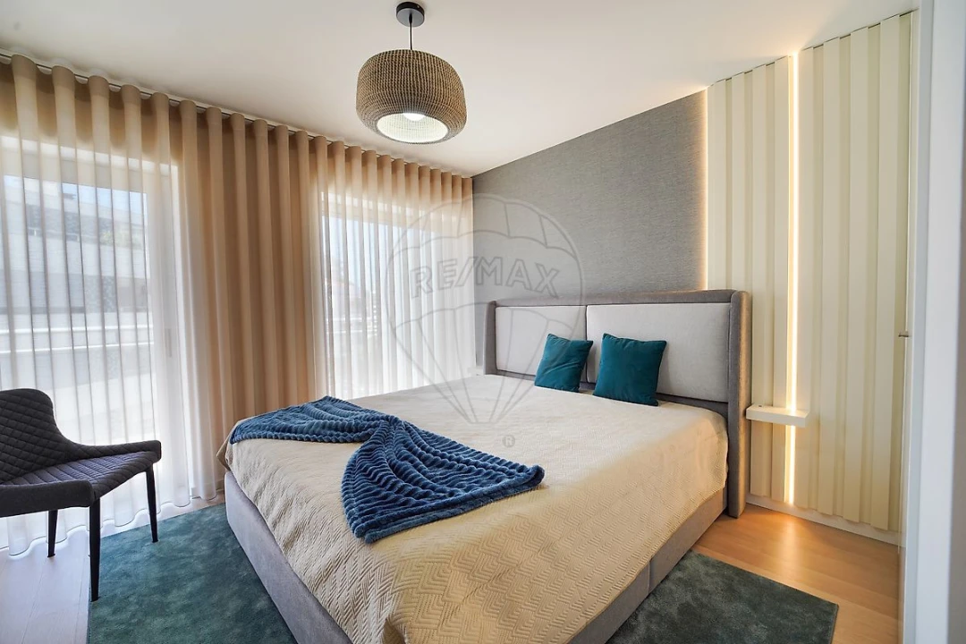 Apartamento T4 para Venda em Buarcos Foto 7