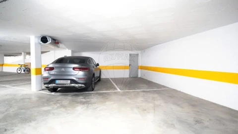 Apartamento T4 para Venda em Buarcos