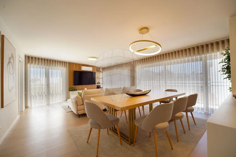 Apartamento T4 para Venda em Buarcos Foto 2