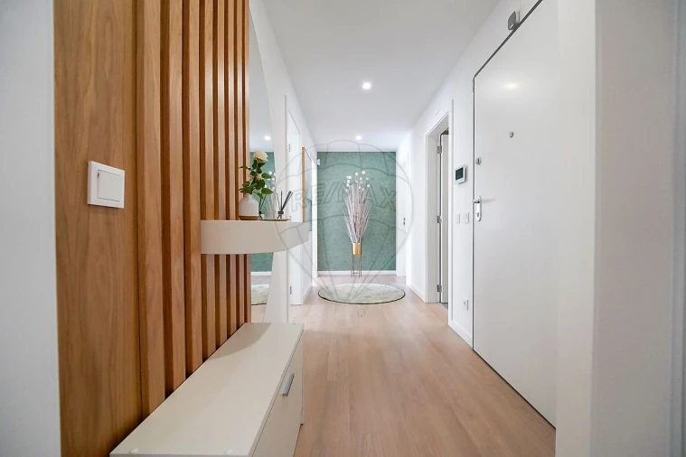 Apartamento T4 para Venda em Buarcos Foto 14
