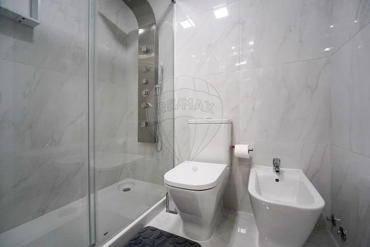 Apartamento T4 para Venda em Buarcos Foto 29