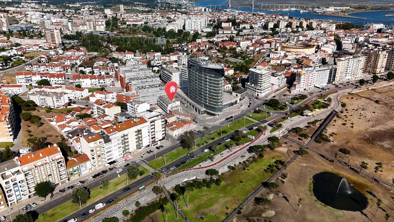 Apartamento T4 para Venda em Buarcos Foto 1