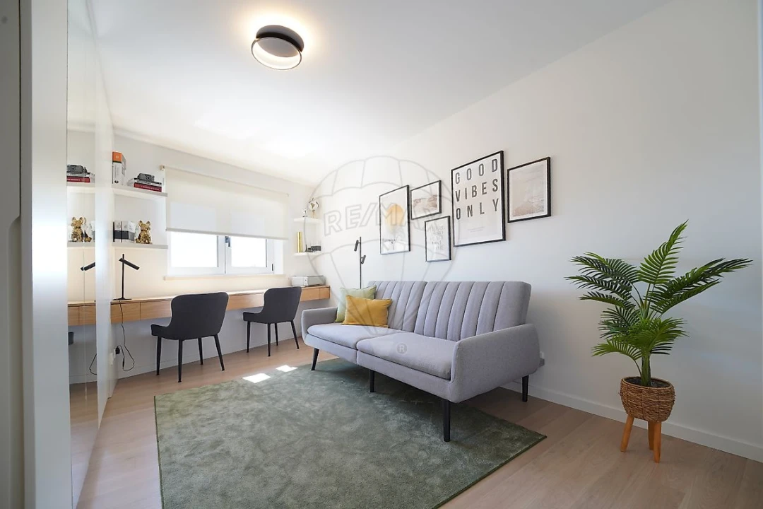 Apartamento T4 para Venda em Buarcos Foto 10