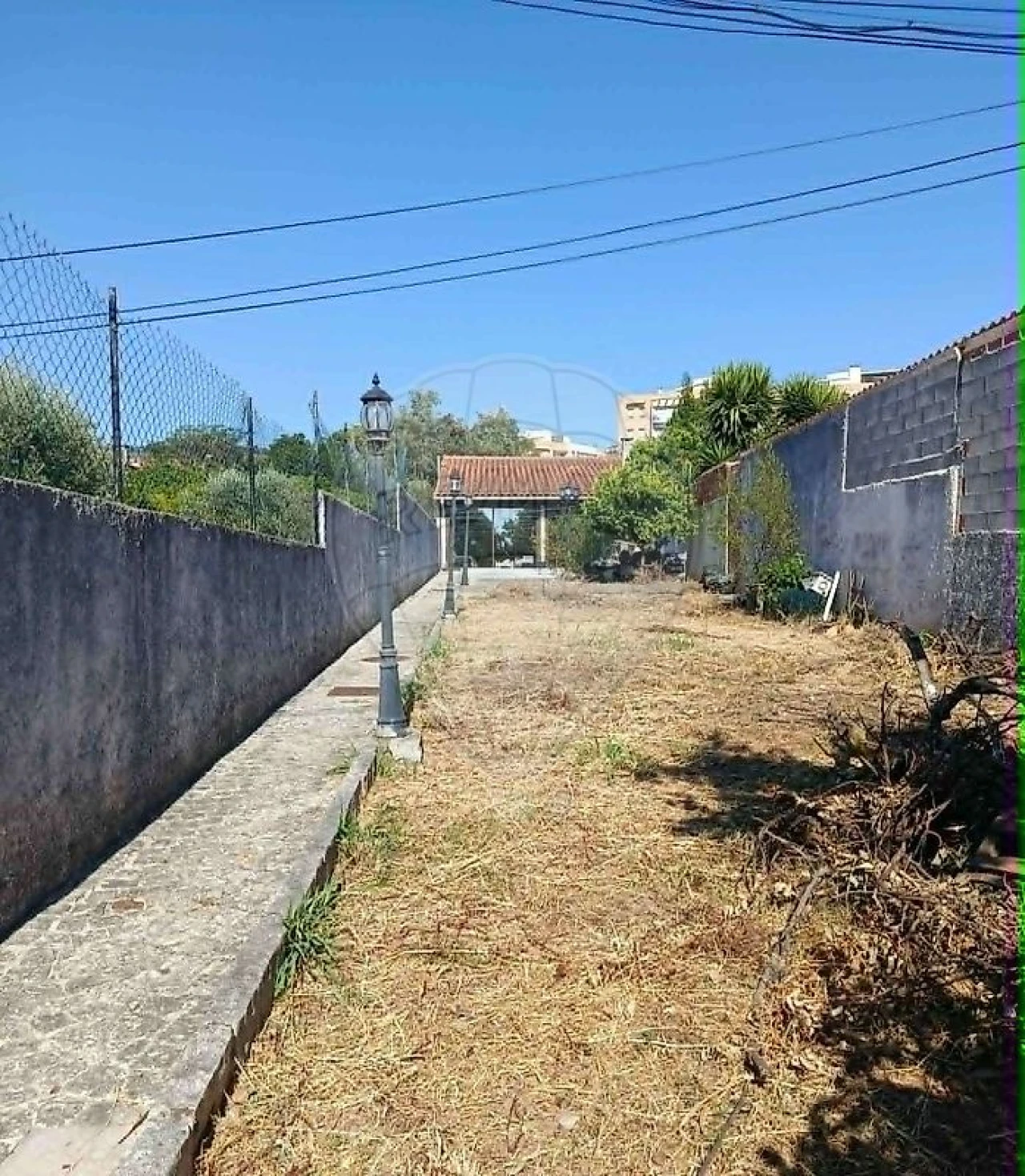 Terreno para Venda em Santo Antonio dos Olivais Foto 1