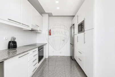 Apartamento T3 para Venda em Moreira